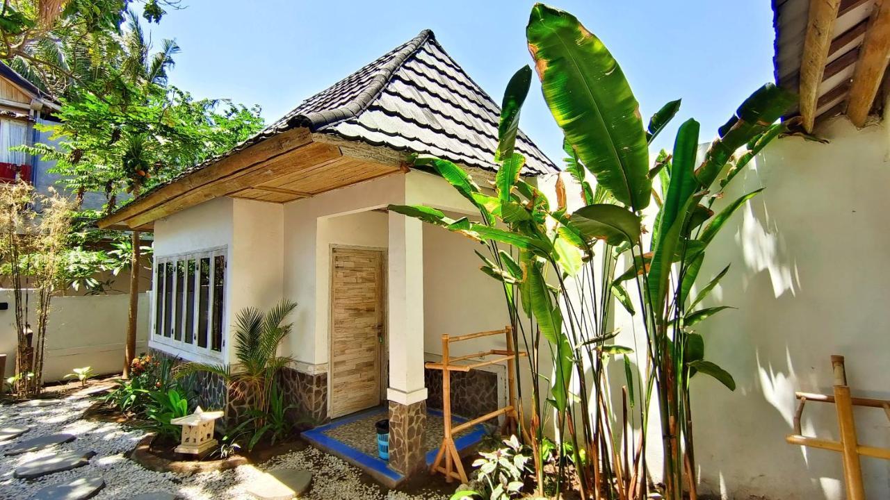 Panda Home Gili Trawangan Exterior photo