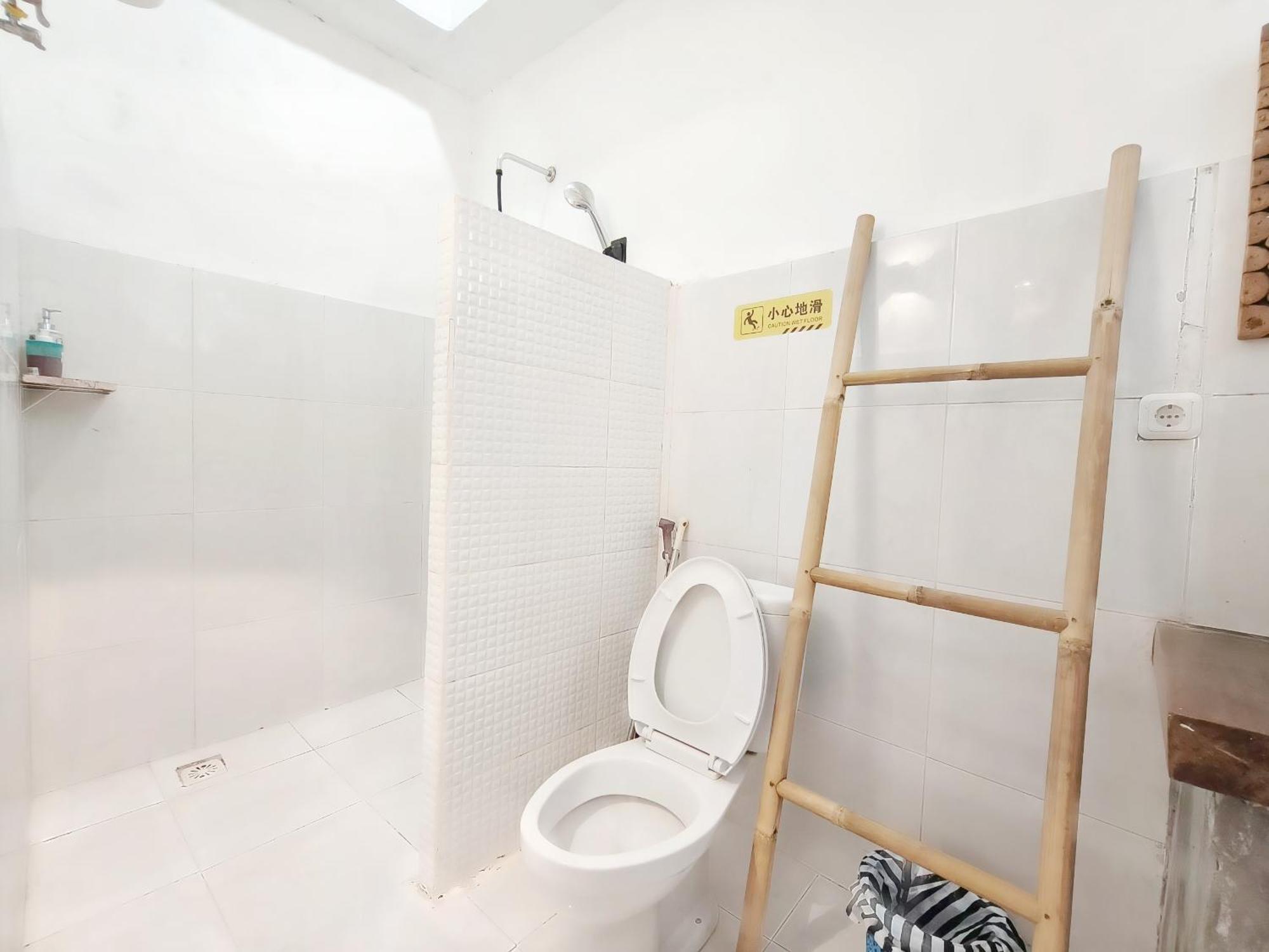 Panda Home Gili Trawangan Exterior photo